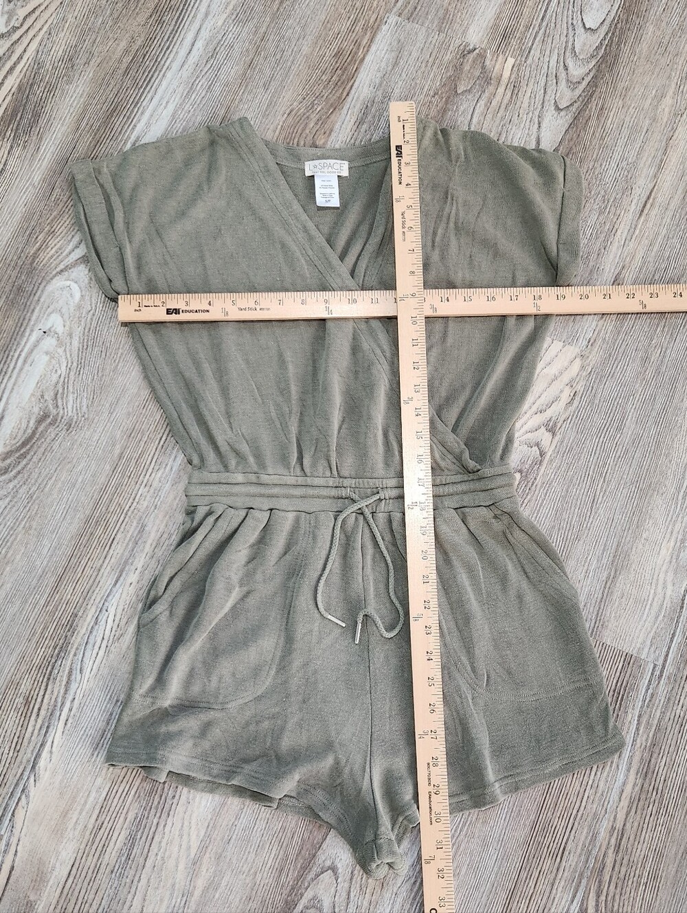 L Space Great Escape Slub Jersey Romper Olive Green Women S Cap Sleeve One Piece - Picture 13 of 15